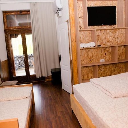 Etno Selo Bok Bed & Breakfast Vrhpolje Ngoại thất bức ảnh