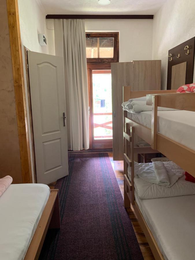 Etno Selo Bok Bed & Breakfast Vrhpolje Ngoại thất bức ảnh