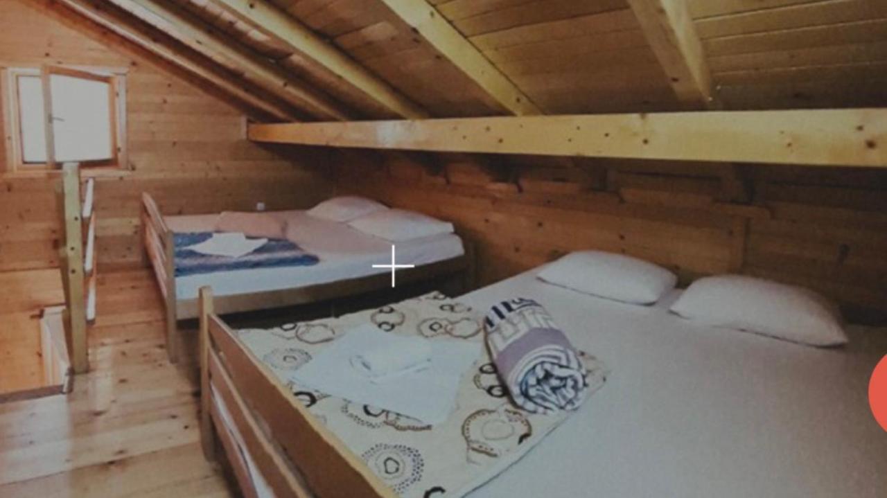 Etno Selo Bok Bed & Breakfast Vrhpolje Ngoại thất bức ảnh